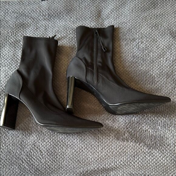 Zara Black Pointed‎ Toe Sock Style Ankle Boots Size 41 US 10.5 - Picture 2 of 12